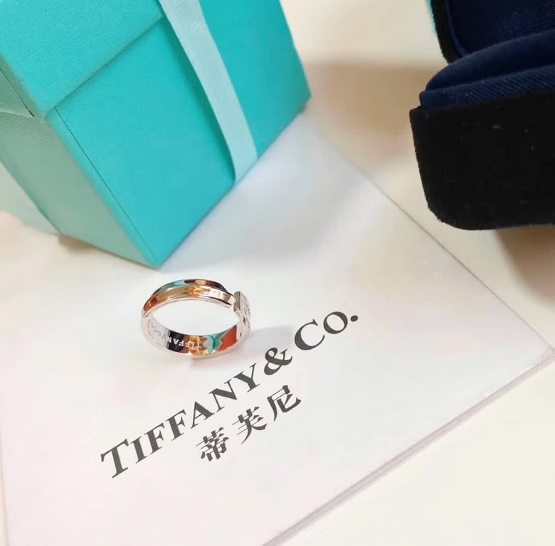 Actual photo Tiff Tiffany Modern Keys Collection single T glossy asymmetric open-end ring made of imported s925 sterling silver with the strongest polishing technology new at the same time as the counter Simple, easy to 