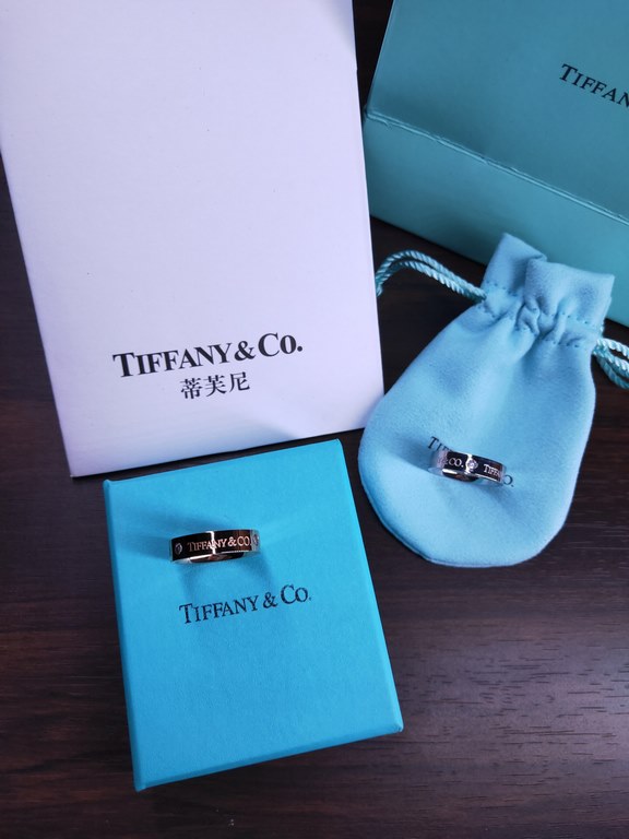 tiffany ring couples ring  5#6#7#8#9#10# yards   rose gold, white gold   yellow gold color   electroplated with 3 golds   wide, narrow   triple diamonds style  Love is so bountiful that it is long to be mesmerized by it.