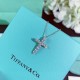 T Family Tiffany   Cross   Necklace  Using the highest version of imported high-carbon diamonds on the market  Brilliant color, brilliant as a star Like a beacon of light guiding people to optimism and hope  The sparkle 