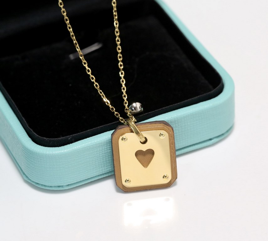 t family new small square   necklace is here!Add a little more fashion elements, do not be too beautiful Oh, like cool you quickly come to pick  Three colors