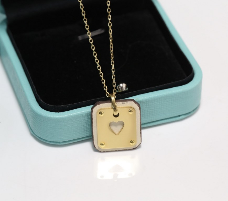 t family new small square   necklace is here!Add a little more fashion elements, do not be too beautiful Oh, like cool you quickly come to pick  Three colors