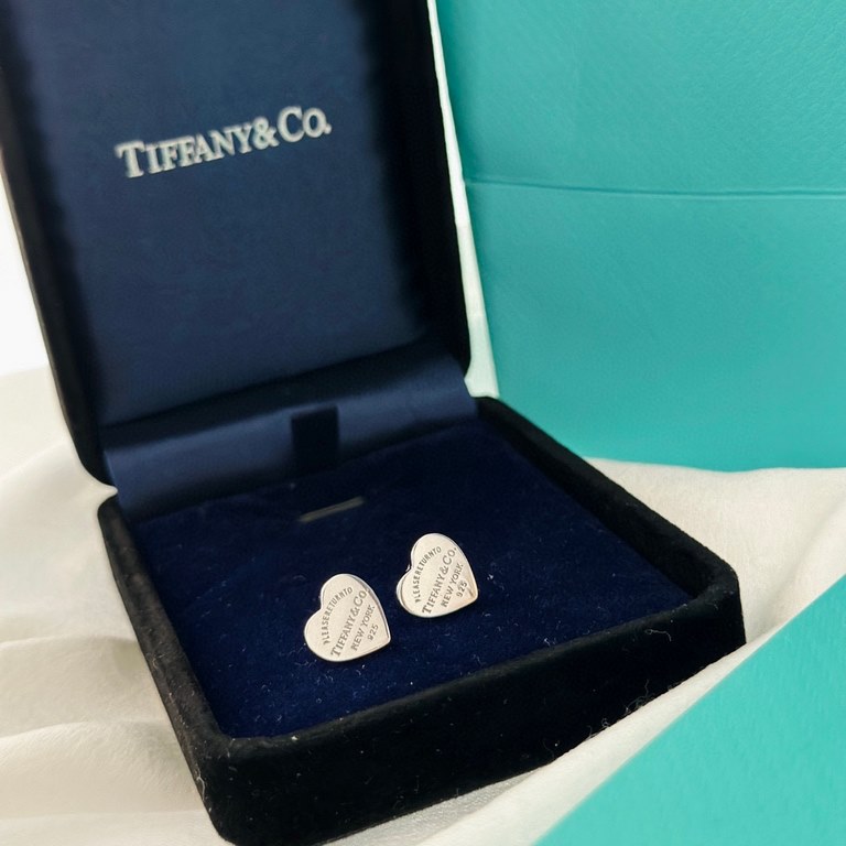 Tiffany Tiffany 22 Years New Classic Heart Stud Earrings Exclusive one-to-one customization Symbolizing the civilization of classic elements Original ag925 sterling silver Guaranteed highest version on the market Counter