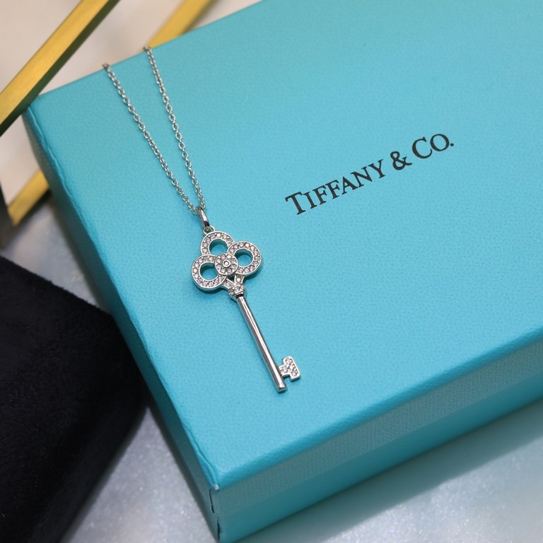 Tiffany Tiffany Key Necklace   Key Sweater Chain  S925 Sterling Silver with 18k gold plating. Original logo Chain length 50-55cm  [925