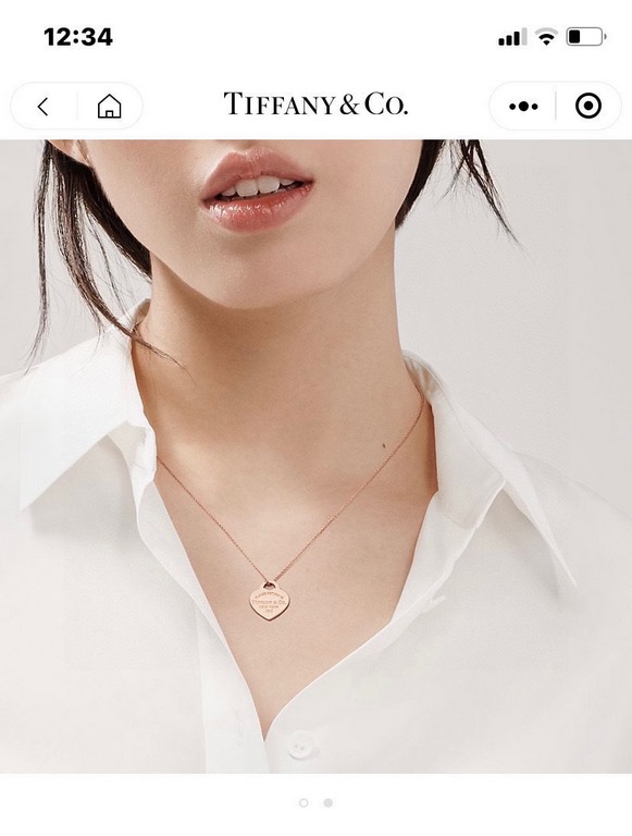 2022 New Tiffany Tiffany Love Plaque Necklace Heart Pendant Gift Best Gift Big Brand Same Style   Unique Simple Design Minimalist Style No Allergies No Fading    Goddess Walk Up