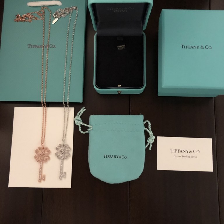 Seiko Edition] Tiffany Collection Necklace   Key-shaped jewelry ideas. As the saying goes, a key opens a lock, and the opening of the lock of the heart especially needs delicate emotions.   Electroplated white gold proce