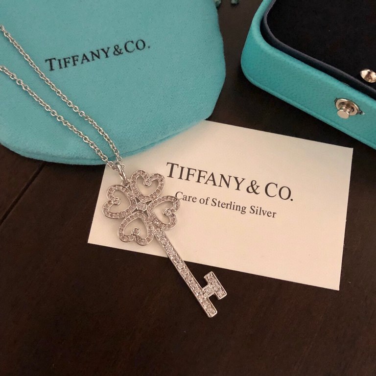 Seiko Edition] Tiffany Collection Necklace   Key-shaped jewelry ideas. As the saying goes, a key opens a lock, and the opening of the lock of the heart especially needs delicate emotions.   Electroplated white gold proce