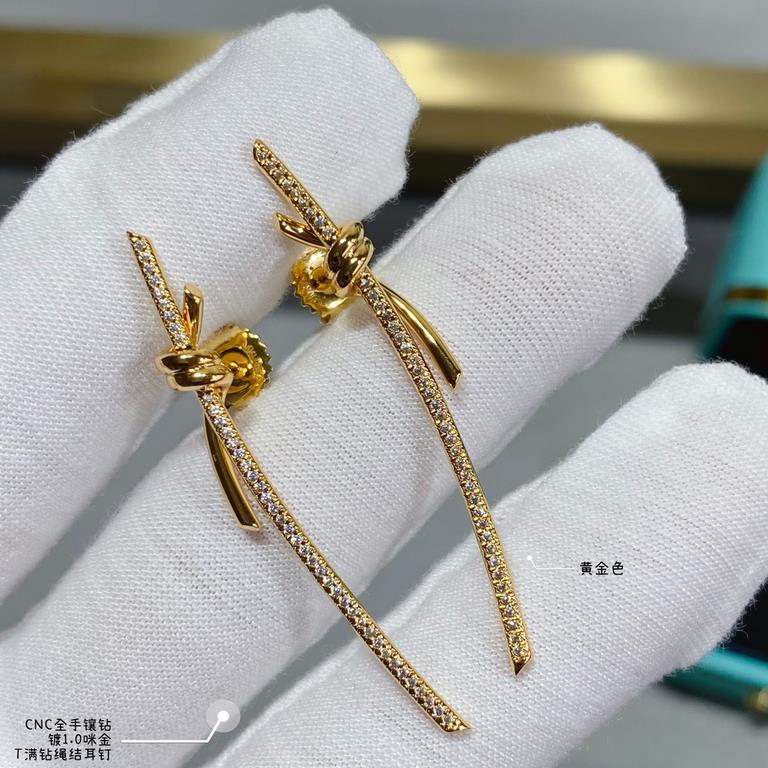 V gold material . ZP open version, Tiffany CNC hand-set diamonds Full diamonds rope knot earrings   The intertwined ends are a powerful symbol of emotional connection. Elegant temperament models, cost-effective super hig