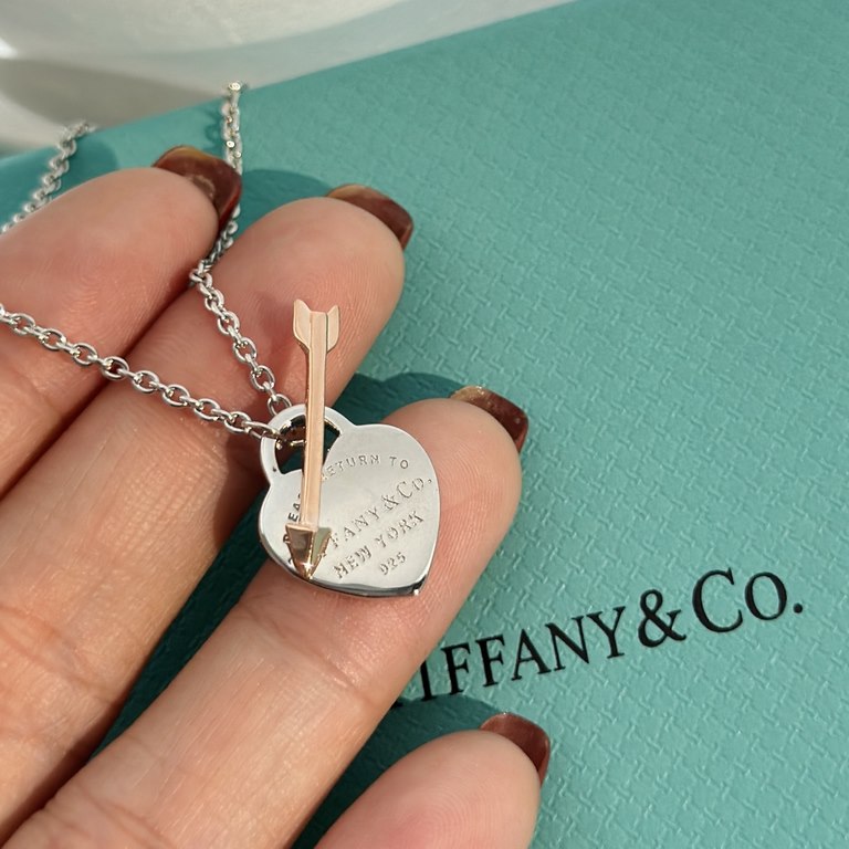 In StockC333  Tiffany Tiffany 3.14 Valentine's Day Limited Edition New Arrow Through the Heart   Heart Sign Bracelet Exclusive one-to-one customization Symbolizes the civilization of classic elements Original ag925 sterl