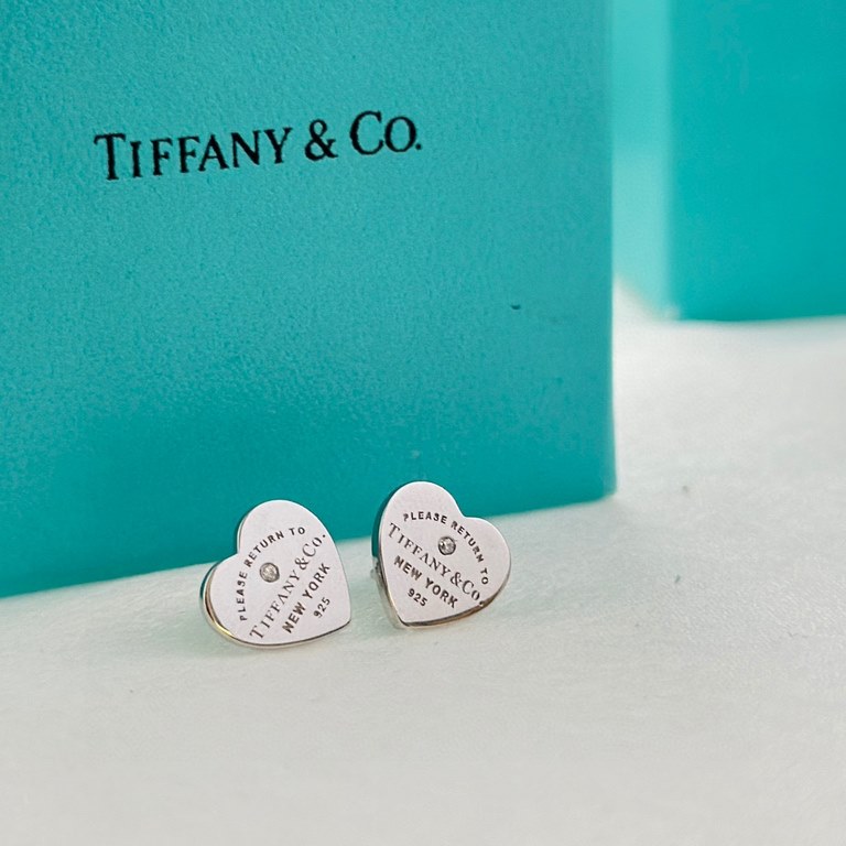 Tiffany Tiffany 22 Years New Classic Heart Solitaire Stud Earrings Exclusive one-to-one customization Symbolizing the civilization of classic elements Original ag925 sterling silver Guaranteed highest version on the mark