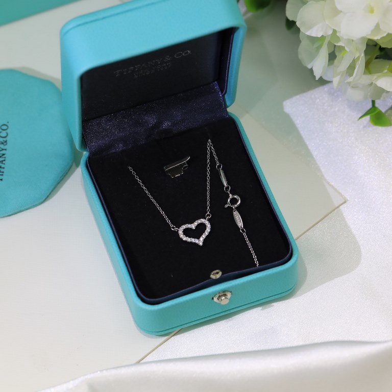 Tiffany Tiffany mini Heart Necklace  version in S925 sterling silver with original logo plated 18k  [925