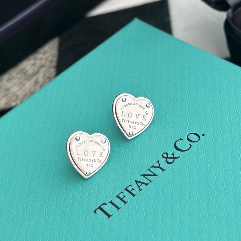 Tiffany Tiffany New Classic Heart love earrings Exclusive one-to-one customization Symbolizes the civilization of classic elements Original ag925 sterling silver Guaranteed highest version on the market Counterfeit earri