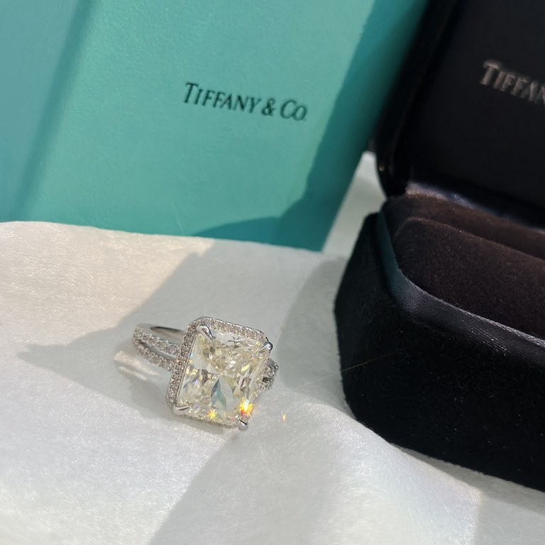 [Simulation Diamond 】Tiffany True four claw five carat square diamond row diamond ring purchase level one to one original single top 925 sterling silver setting using four claw setting structure mounting position lower, 