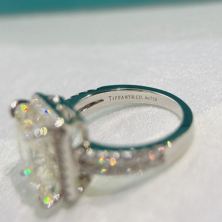 [Simulation Diamond 】Tiffany True four claw five carat square diamond row diamond ring purchase level one to one original single top 925 sterling silver setting using four claw setting structure mounting position lower, 