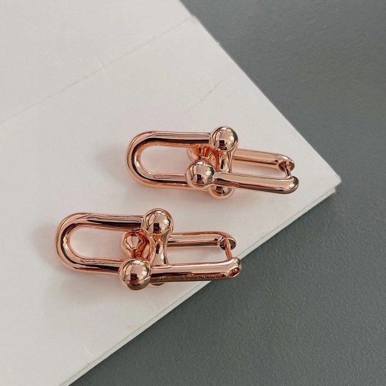 Tiffany Tiffany Hot Hot Joints Double Chain Stud Earrings A must-have, can be worn as a single ring, ultra-fine craftsmanship, plated in 18k rose gold.