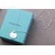 Tiffany Heart  Tiffany Tiffany Peach Heart Pressed Oil Green Necklace Original 11 revision, TF new wordmark, exactly the same as the original, details taken. Couples  girlfriends traveling out of the house to take pictur