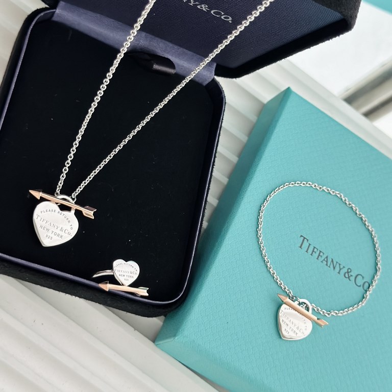 In stockC332  Tiffany Tiffany 3.14 Valentine's Day Limited Edition New Arrow Through the Heart   Heart Necklace Exclusive one-to-one customization Symbolizes the civilization of classic elements Original ag925 sterling s