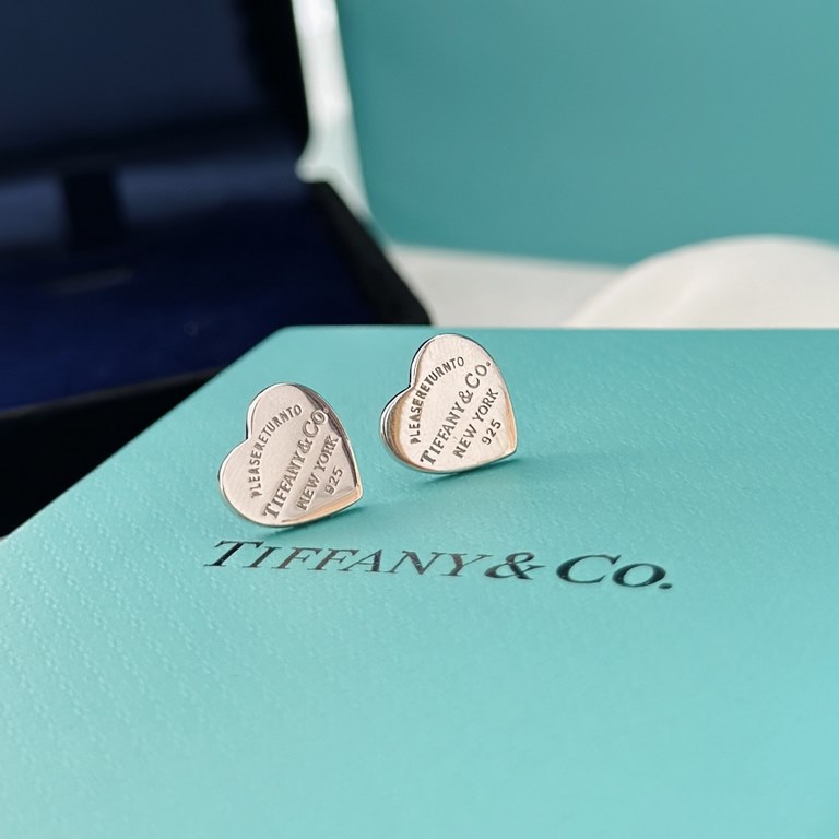 Tiffany Tiffany 22 Years New Classic Heart Stud Earrings Exclusive one-to-one customization Symbolizing the civilization of classic elements Original ag925 sterling silver Guaranteed highest version in the market Counter