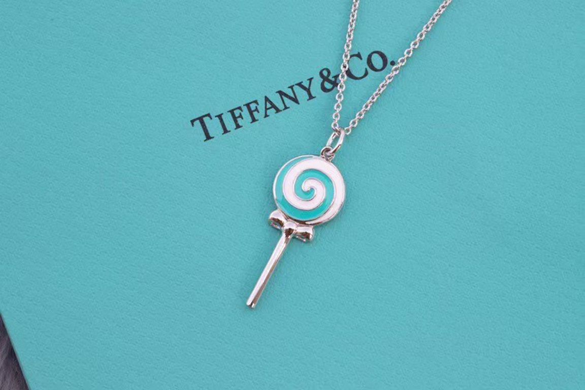 Sterling silver lollipop necklace from Tiffany 