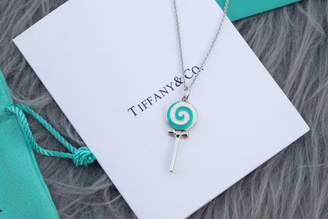 Sterling silver lollipop necklace from Tiffany 