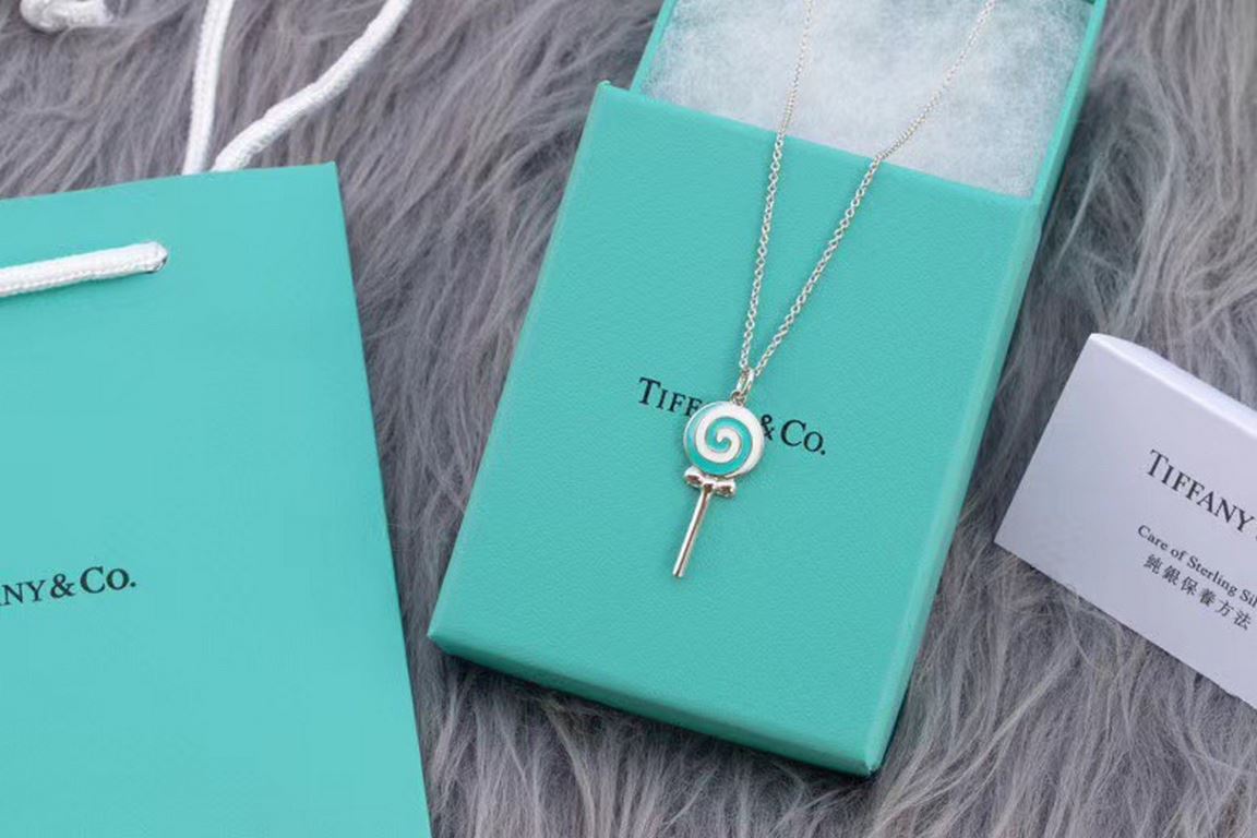 Sterling silver lollipop necklace from Tiffany 