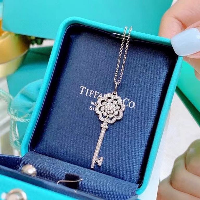 Seiko Version Tiffany Key Necklace New Tiffany Big Brand Quality Necklace l High-end Original 925 Sterling Silver Plated 18K Gold Original 11 Build Tiffany and Co.style Many Pursuit Jewelry Brands . Classic hot models lo