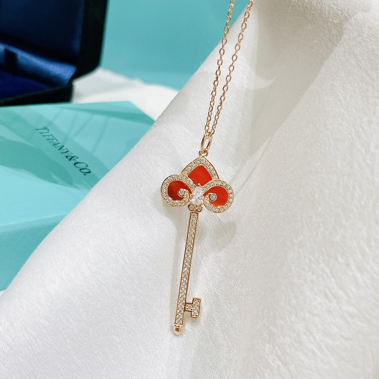 Tiffany Tiffany 22 Years Limited Edition Keys Collection Iris Onyx Key Necklace with Diamonds One of tiffany's classic creations, this necklace is super versatile, made of S925 sterling silver with natural onyx, and the 