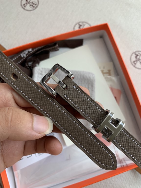 Hermès new Hermès POP-H series milk tea gray reverse gold brown belt and enamel buckle perfect combination can be used as a belt waist seal combination thin belt 1.5cm small, showy than the previous big H good-looking no