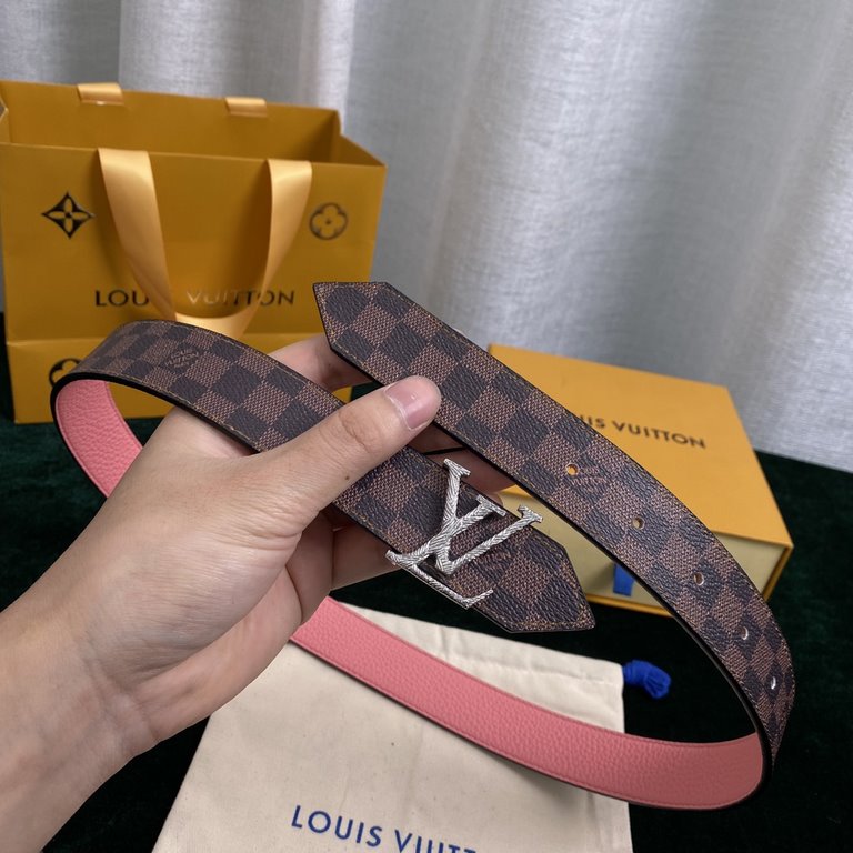 Comes with a full set of gift box.Donkey brand counter synchronization new original   women's belt series width 30 mm M0067 Elegant canvas design with imported Lychee grain cowhide leather can be worn on both sides Eye-c