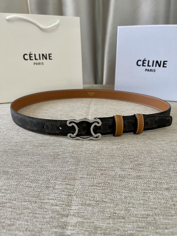 Celine Italy imported calfskin head layer, smooth and delicate grain, with the triumphal arch boutique copper buckle, steamed air plating does not fade, 2.5cm men and women with the same models, support NFC