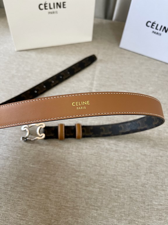 Celine Italy imported calfskin head layer, smooth and delicate grain, with the triumphal arch boutique copper buckle, steamed air plating does not fade, 2.5cm men and women with the same models, support NFC