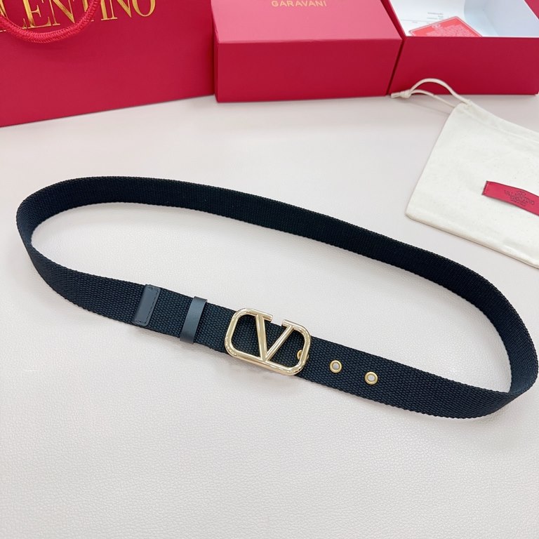 3.0cm Valentino new. Length 75.80.85.90.95.100. European size, original customized beautiful brass buckle [celebrate] [celebrate] [celebrate] [celebrate