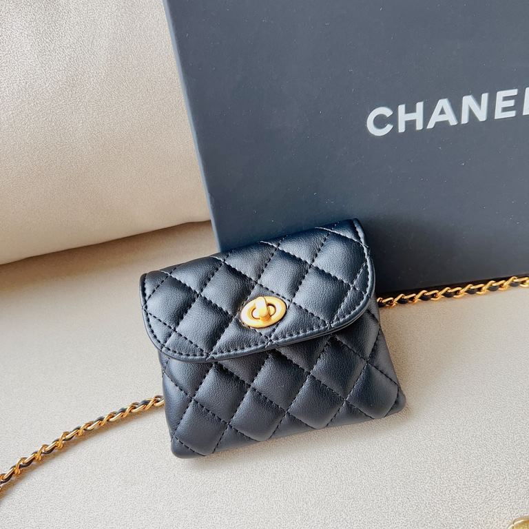 Crafted from cowhide leather, Chanel's belt features two vintage gold-tone metal square buckles for easy size adjustment. Stylish and elegant, this belt can be worn with a bustier, dress or blazer, and can be used as a f