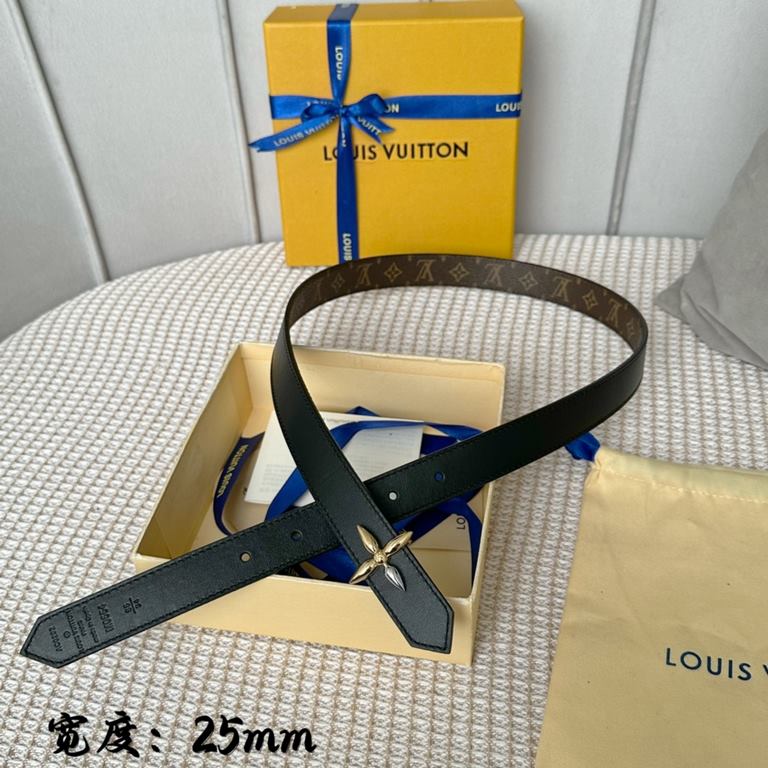 Lv pyrmide Truck L OEiI reversible belt 】 Donkey ladies   belt width 2.5cm Classic color coffee flower   calf leather plain bottom with new flower interlocking buckle can be worn on both sides of the fashionable and gene