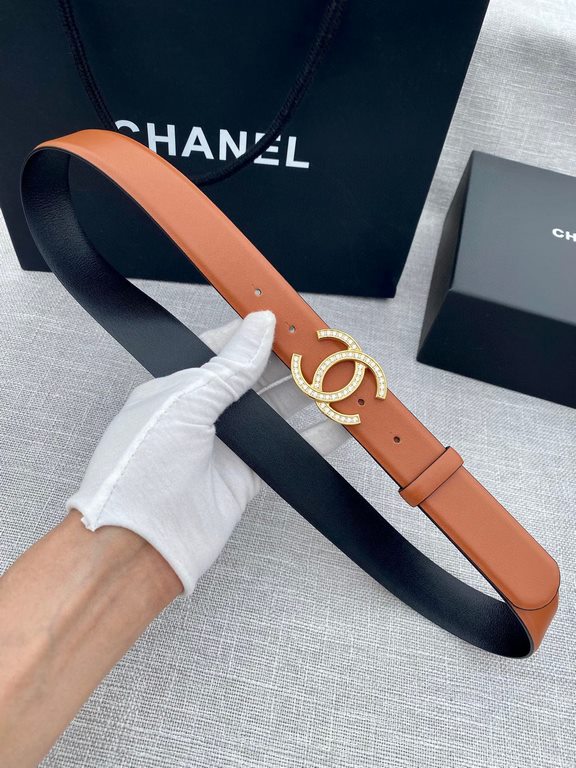 Width 3.0cm Chanel (Chanel) original touch grain cowhide support NFC chip official website link   scanning code verification, gold and silver color diamonds steel buckle.