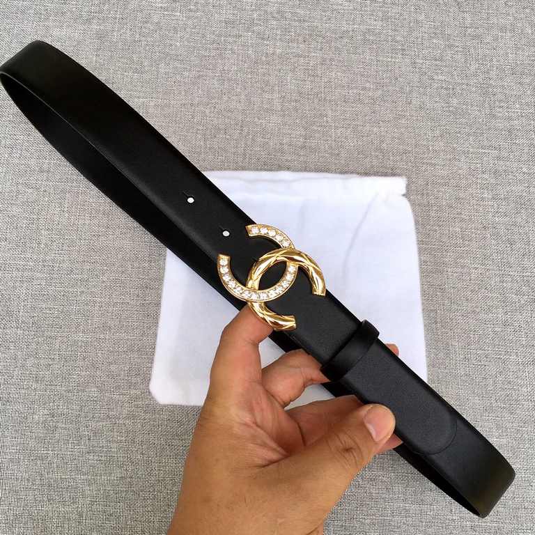 Women's belt Xiang-naire-er counter in the sale of explosive models      Thank you for the customer feedback real picture, top goods See for yourself the details 3.0CM