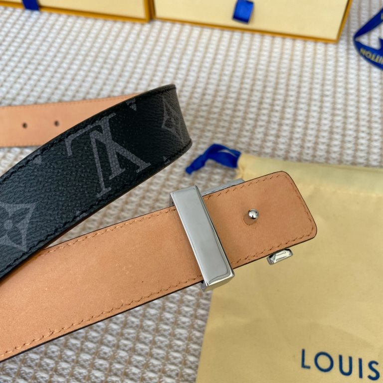 Comes with a full set of gift boxWidth 30mm LOUIS VUITTON OVERSEAS ORIGINAL GENUINE Made in Spain - Classic design Mon organ canvas leather belt Imported calfskin cream brushed bottom lining Shiny palladium-plated buckle