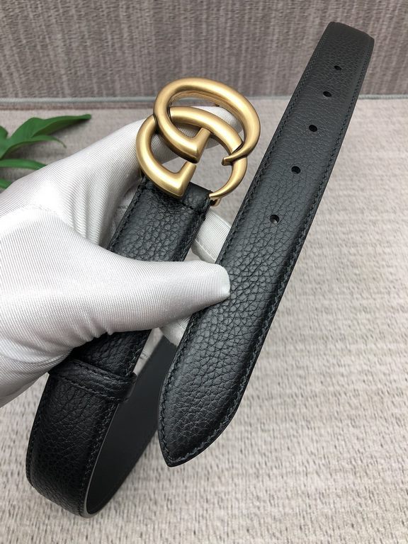 Comes with a full set of gift box  Gucci Original first layer cowhide leather lychee grain surface. Lined with head layer calfskin sole, with original buckle original leather customized, counter width 3.0