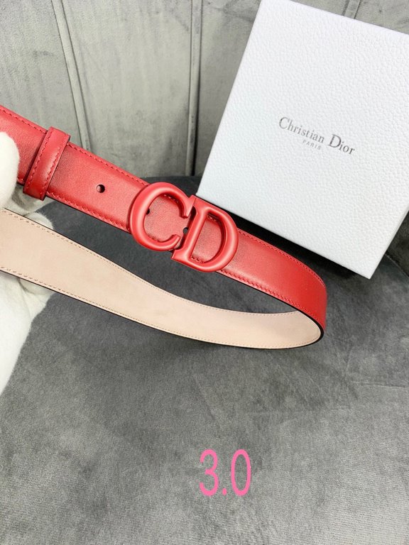 Width 3.0cm Dior (Dior) explosion of flat wireless belt body  Saddle head layer calf leather belt.Lacquered metal CD logo in imported double-layer cowhide leather.