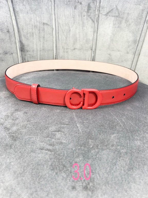 Width 3.0cm Dior (Dior) explosion of flat wireless belt body  Saddle head layer calf leather belt.Lacquered metal CD logo in imported double-layer cowhide leather.