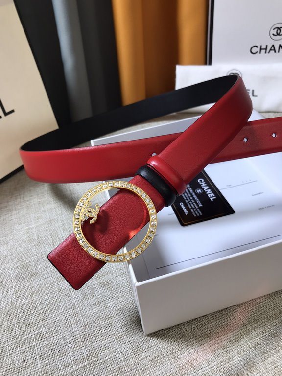 Chanel - CHANEL   new synchronization, the original single generation purchase level, 3.0cm The belt body on both sides of the use of imported original first layer calfskin, steel hand-set diamonds buckle, the belt body 