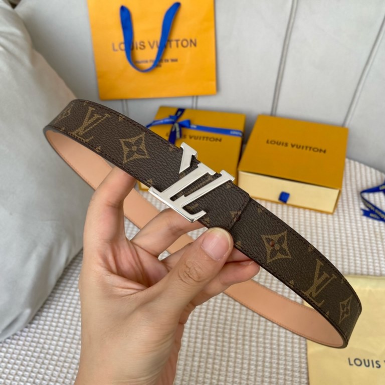 Comes with a full set of gift boxWidth 30mm LOUIS VUITTON OVERSEAS ORIGINAL GENUINE Made in Spain - Classic design Mon organ canvas leather belt Imported calfskin cream brushed bottom lining Shiny palladium-plated buckle