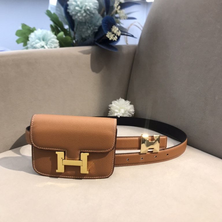 Hermes belt   belt bag at first sight is our innate fashion intuition, with different fashion collocation straight to the senses, light and shadow flow out of the aura, in the square inches between the integration of sel