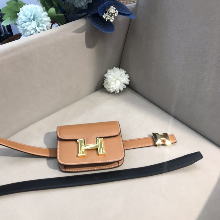 Hermes belt   belt bag at first sight is our innate fashion intuition, with different fashion collocation straight to the senses, light and shadow flow out of the aura, in the square inches between the integration of sel