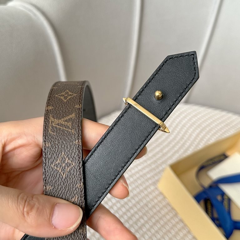 Lv pyrmide Truck L OEiI reversible belt 】 Donkey ladies   belt width 2.5cm Classic color coffee flower   calf leather plain bottom with new flower interlocking buckle can be worn on both sides of the fashionable and gene