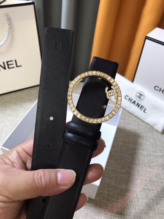 Chanel - CHANEL   new synchronization, the original single generation purchase level, 3.0cm The belt body on both sides of the use of imported original first layer calfskin, steel hand-set diamonds buckle, the belt body 