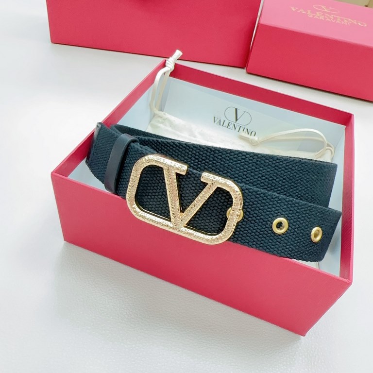 3.0cm Valentino new. Length 75.80.85.90.95.100. European size, original customized fine brass buckle [celebrate] [celebrate] [celebrate] [celebrate