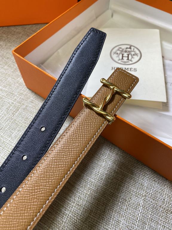 ~ Hermes new synchronized update, the original single generation purchase level, 24mm Belt body both sides of the imported original first-layer cowhide, pure steel new original buckle, the belt can be used on both sides 