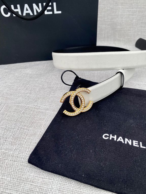 Width 3.0cm Chanel (Chanel) original touch grain cowhide support NFC chip official website link   scanning code verification, gold and silver color diamonds steel buckle.