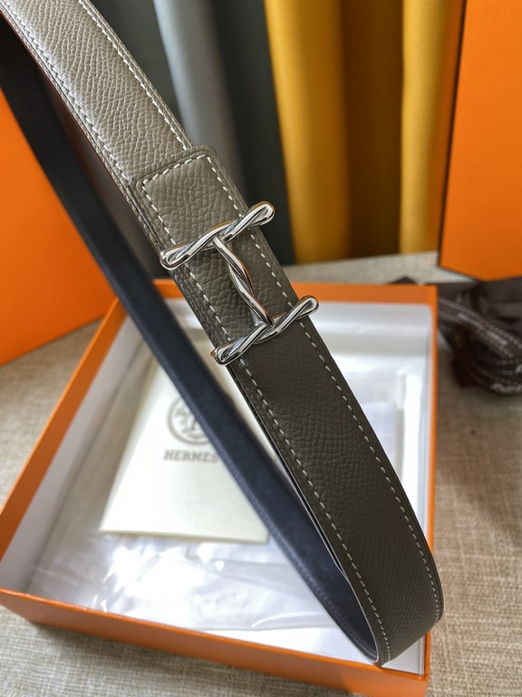 ~ Hermes new synchronized update, the original single generation purchase level, 24mm Belt body both sides of the imported original first-layer cowhide, pure steel new original buckle, the belt can be used on both sides 