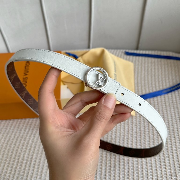 Donkey's new SS23 special limited   Women's belt Width 2cm Customized classic material lined with soft calf leather bottom New open molded logo buckle Multi-color   choice